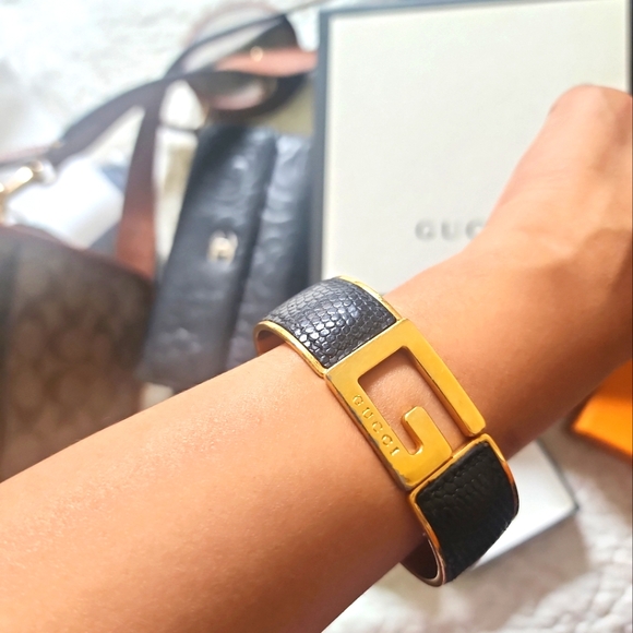 GUCCI LEATHER LIZARD CUFF BANGLE - Picture 5 of 5